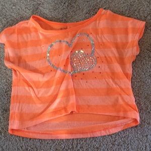 87% polyester 13% cotton